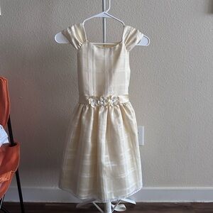 Elegant Cream Kids Dress with Floral Accent